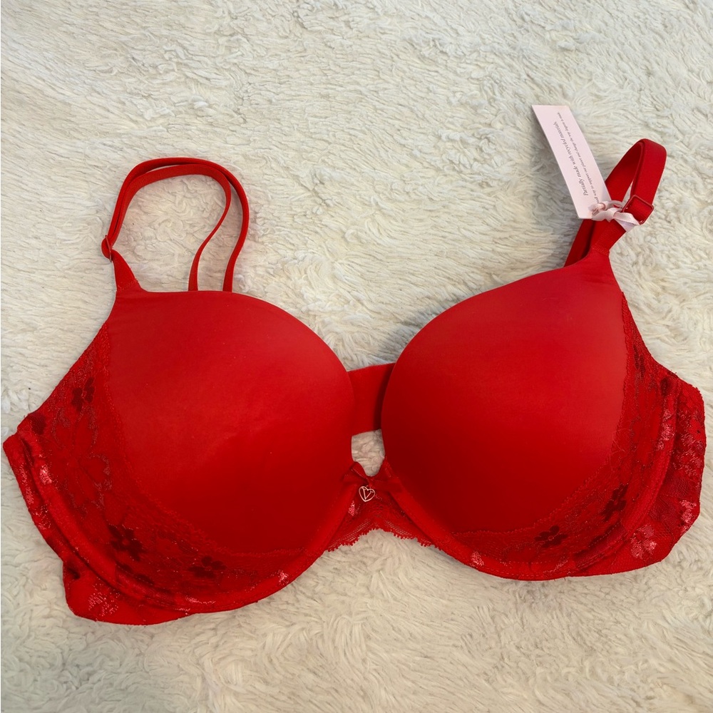Victoria’s Secret body by Victoria red bra
